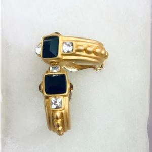 Vintage clip-on fashion earrings